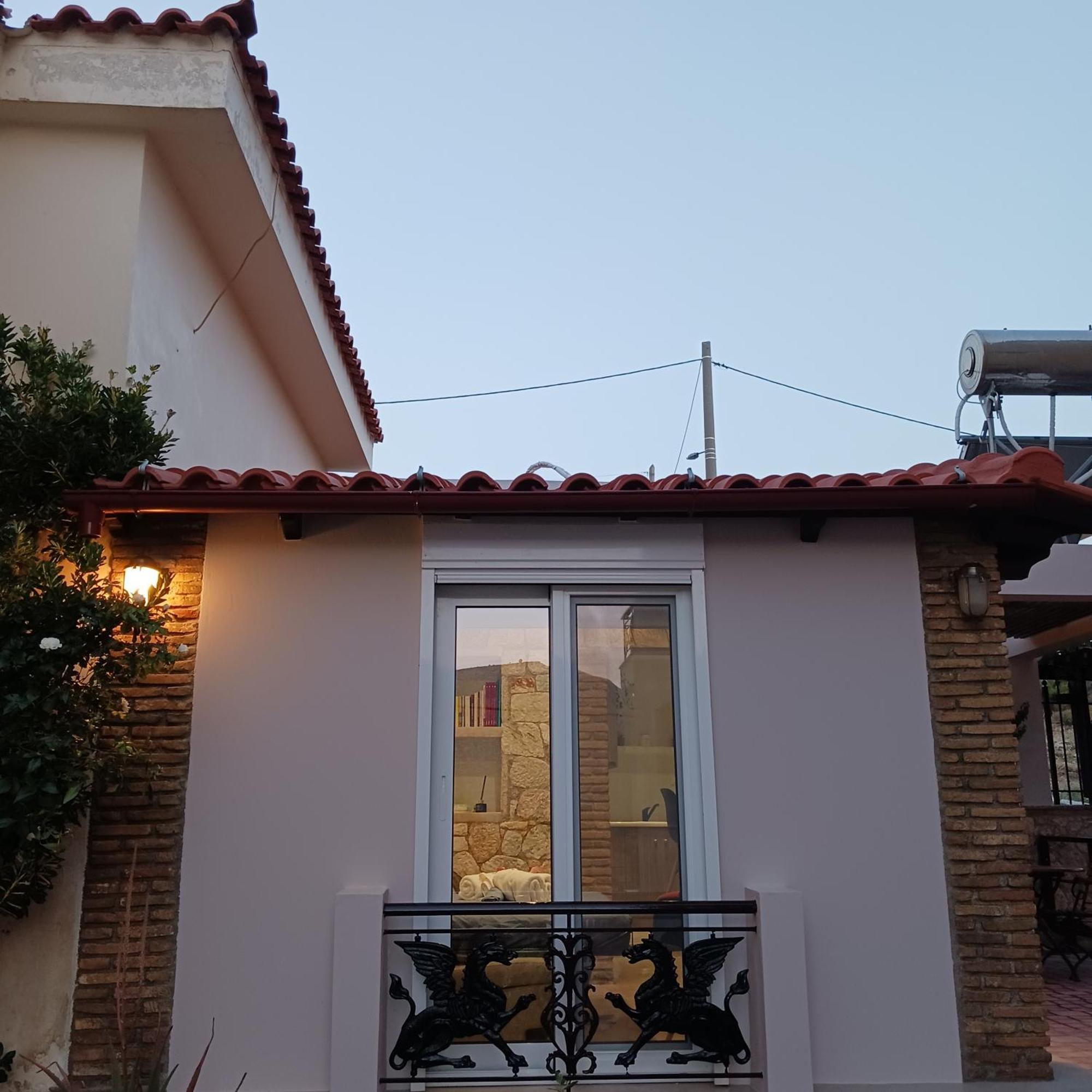 Ferienwohnung Boutique Eptalofos 15Min From Airport And Sea Kouvarás Exterior foto